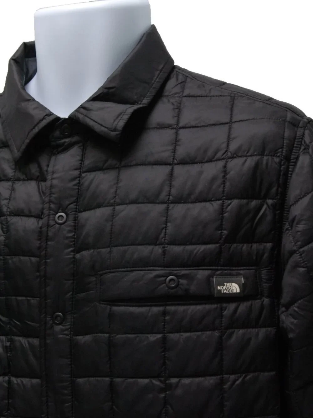 The North Face Mens Thermoball Eco Puffer Quilted Snap Down Shirt Jacket, Grey,M